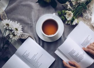 ¿Poesía para principiantes? De la mano de Marwan, Ismael Serrano o Diego Ojeda